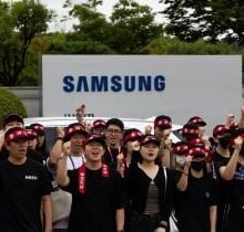 Samsung and labor union resume negotiations to avert massive strike