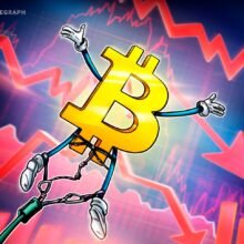 Bitcoin defies recent tech stocks sell-off: Are bulls eyeing $70K rally?