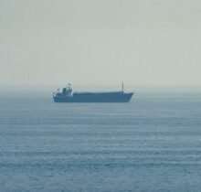 Gulf shipping traffic via Strait of Hormuz falls to six vessels amid tensions