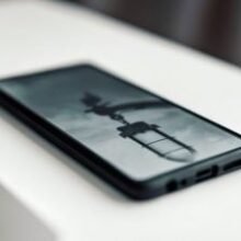 Apple introduces ‘Made for iPhone Duo’ badge for foldable device apps